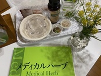 上段画像2(画像中央、すべて画像の場合のみ入力)